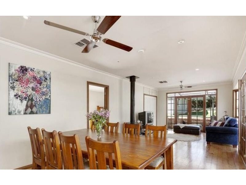 26 Timms Ave, Croydon VIC 3136