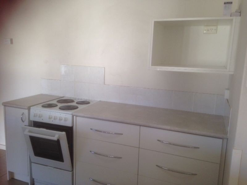 20a Honeysuckle Ramble, Halls Head WA 6210