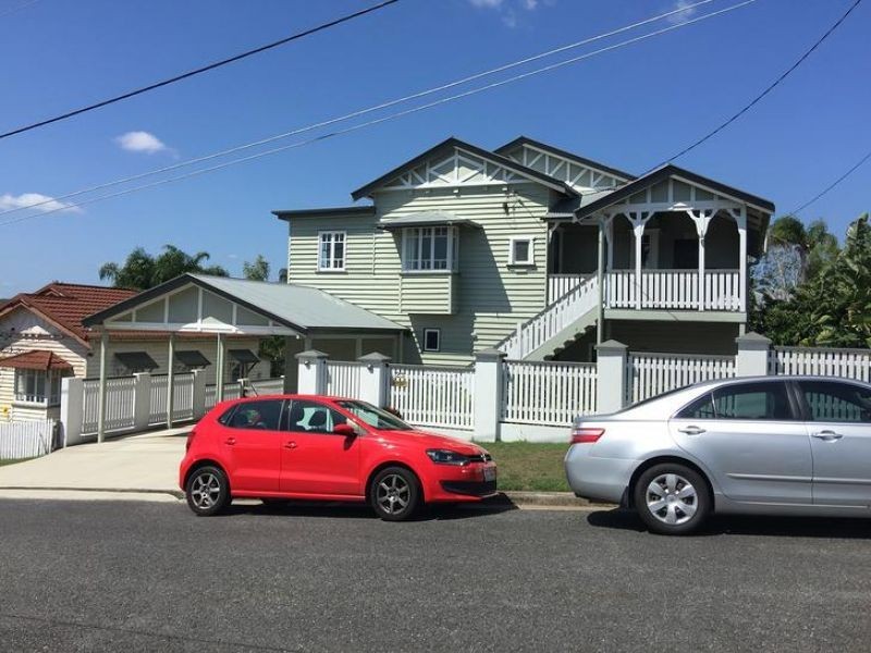 23 Bindaree Street, Greenslopes QLD 4120