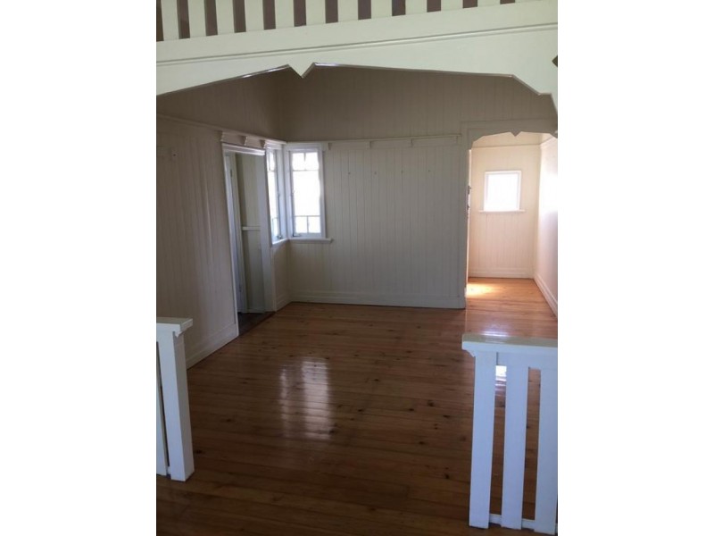 23 Bindaree Street, Greenslopes QLD 4120