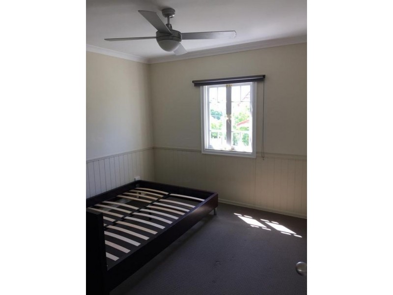 23 Bindaree Street, Greenslopes QLD 4120