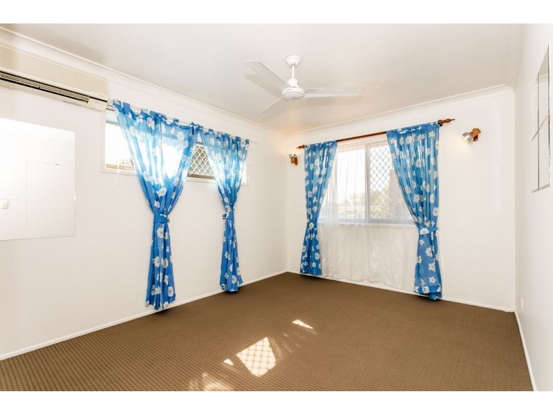 167 Emerald Drive, Regents Park QLD 4118