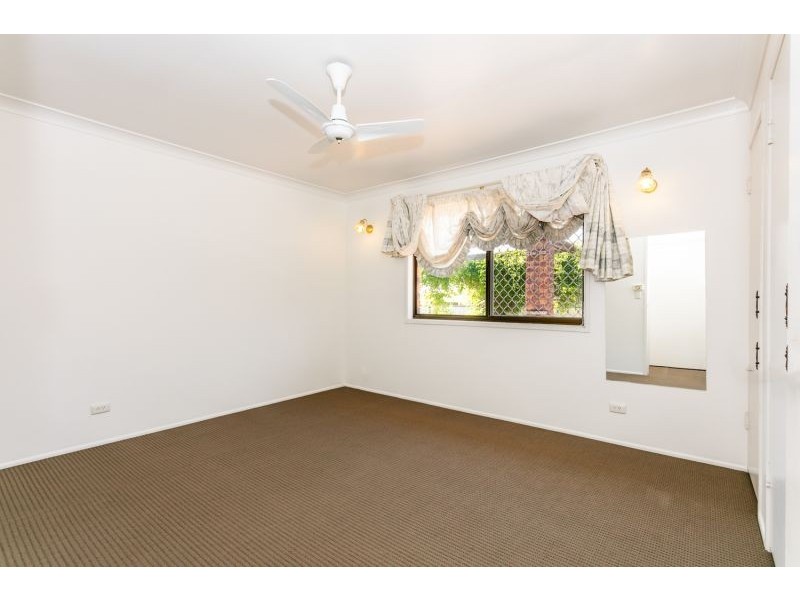 167 Emerald Drive, Regents Park QLD 4118