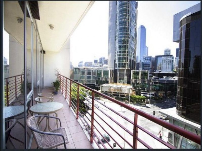 702/83 Queensbridge Street, Southbank VIC 3006