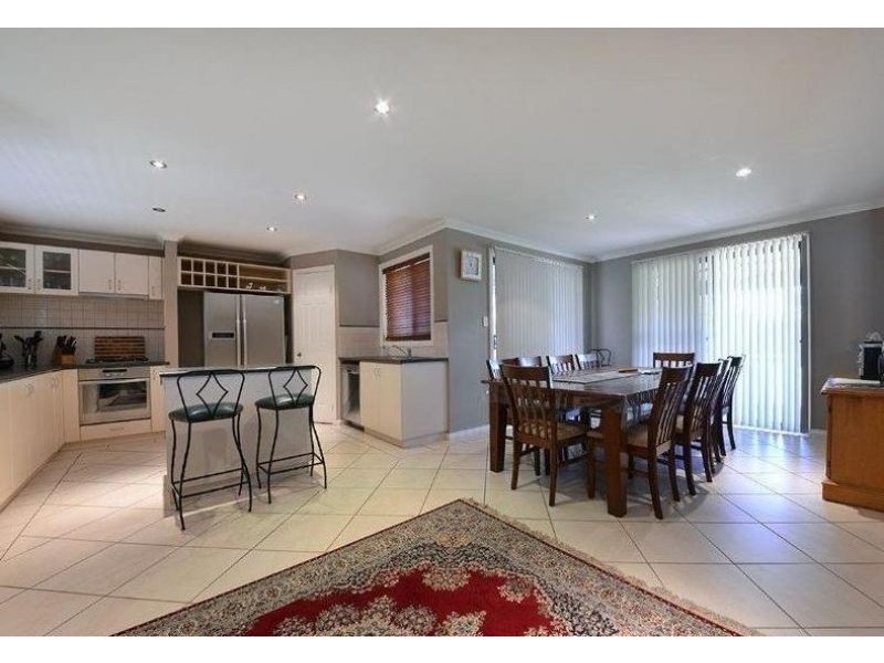 8 Podman Turn, Madora Bay WA 6210