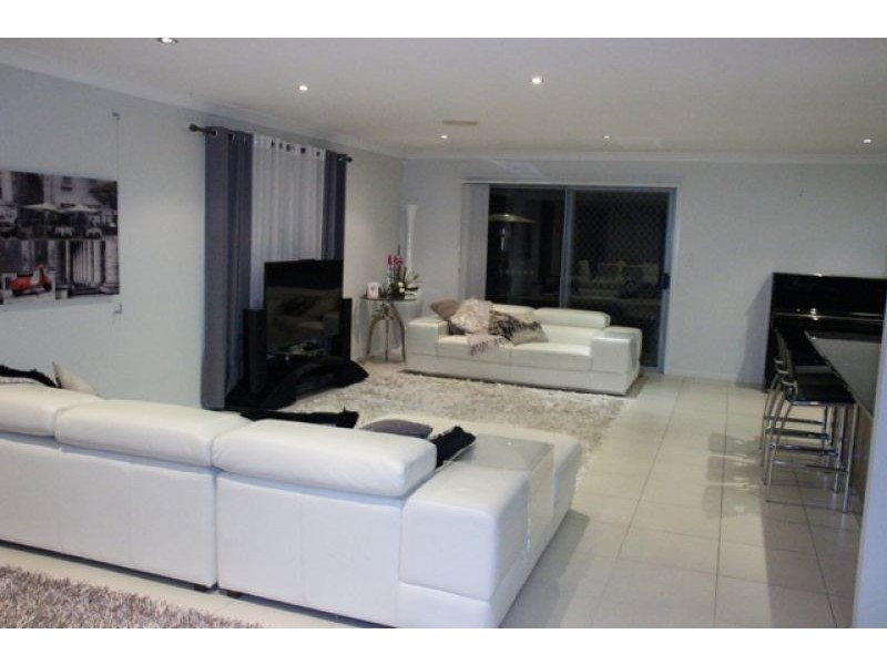 81 Injune Circuit, Calamvale QLD 4116