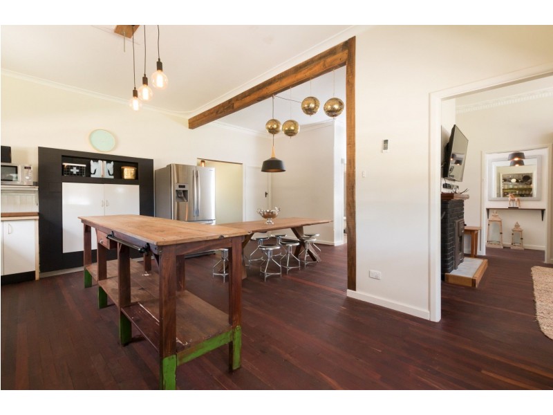 15 Maxwell St, Serpentine WA 6125