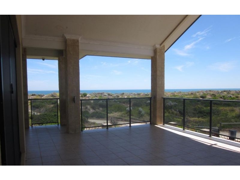 46 Turtles Bend, Secret Harbour WA 6173