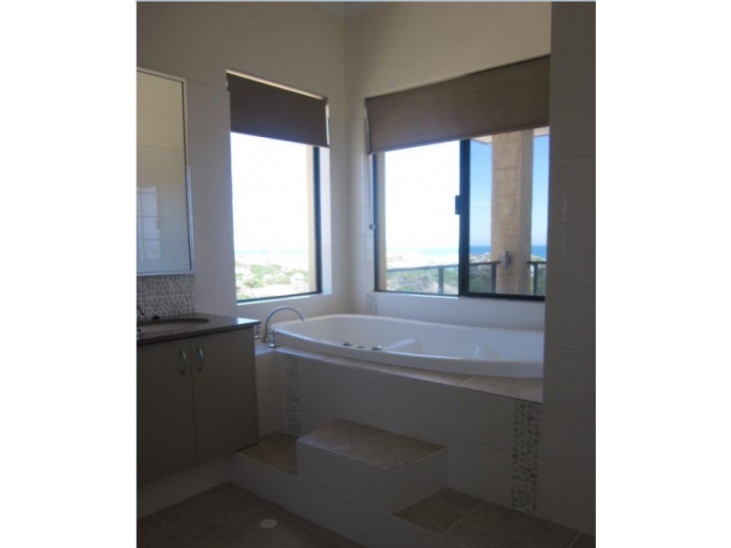 46 Turtles Bend, Secret Harbour WA 6173