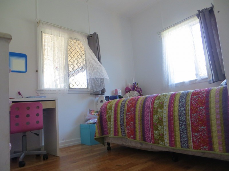 12 Ibis Avenue, Deagon QLD 4017