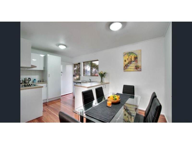 4 Silex Street, Mansfield QLD 4122