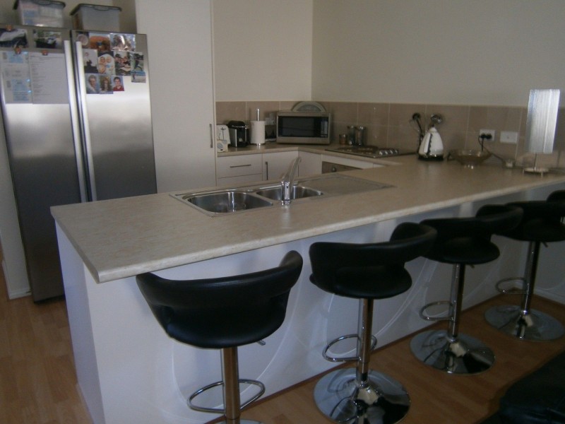 2/12 Endurance Street, Vista SA 5091