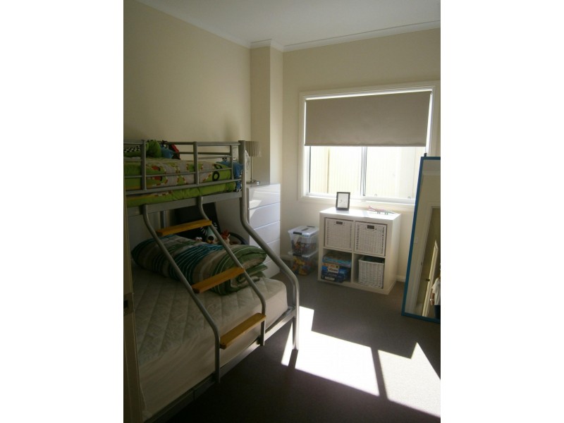 2/12 Endurance Street, Vista SA 5091