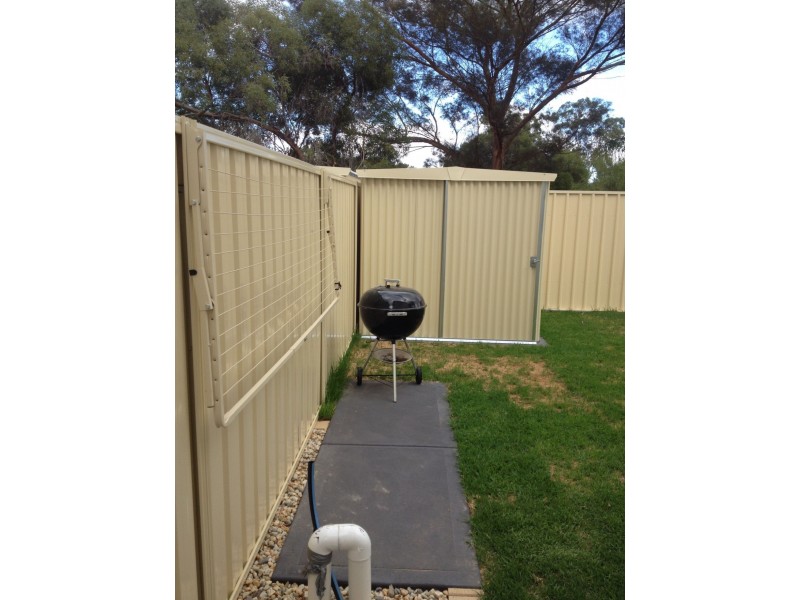 2/12 Endurance Street, Vista SA 5091