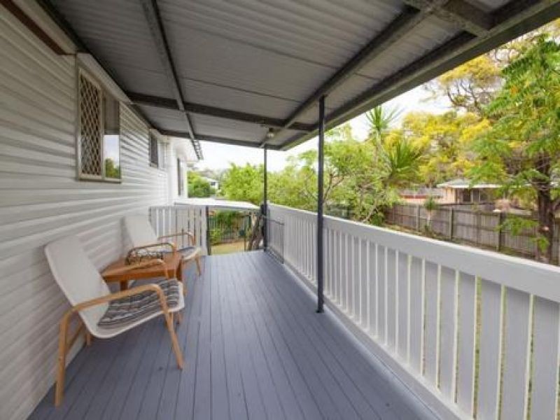 30 Macarthur Crescent, Slacks Creek QLD 4127