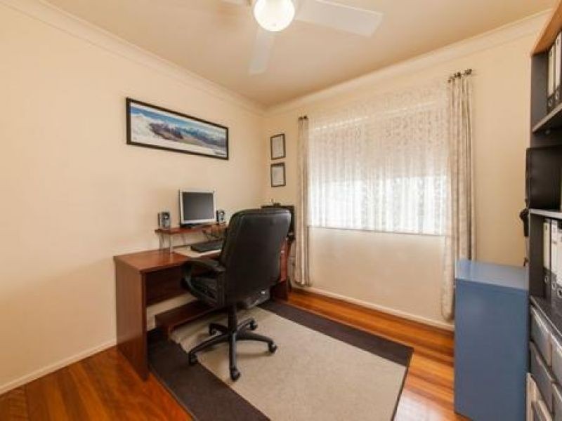 30 Macarthur Crescent, Slacks Creek QLD 4127