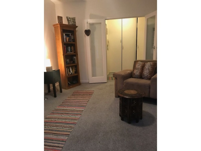 4/219 Brighton Road, Elwood VIC 3184