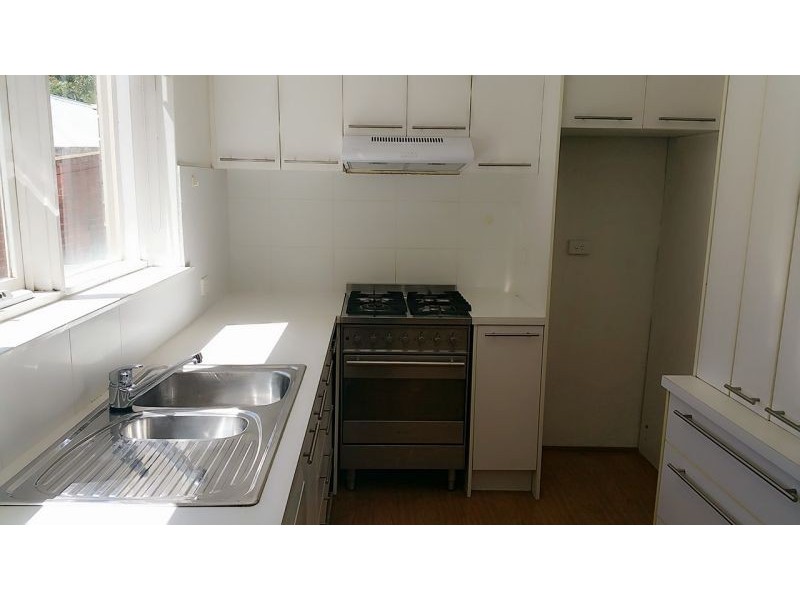 8/72 Barkly Street, St Kilda VIC 3182