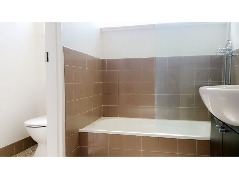 8/72 Barkly Street, St Kilda VIC 3182