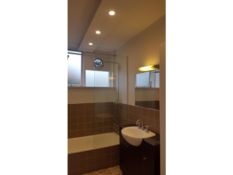 8/72 Barkly Street, St Kilda VIC 3182