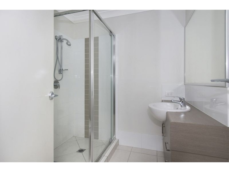 4/2 Tayla Street, Pimpama QLD 4209