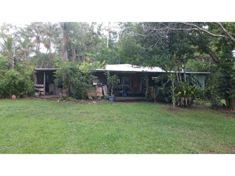 1 Honeyflow Drive, Rossville QLD 4895