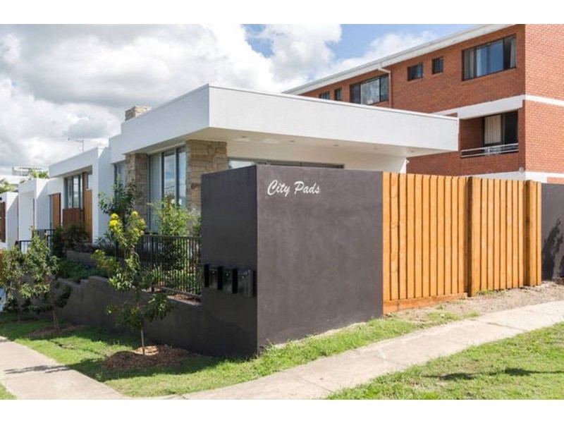 1/15 Gordon St, Milton QLD 4064