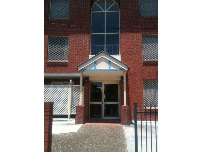 Unit 2/101 Dobson Street, Ascot QLD 4007