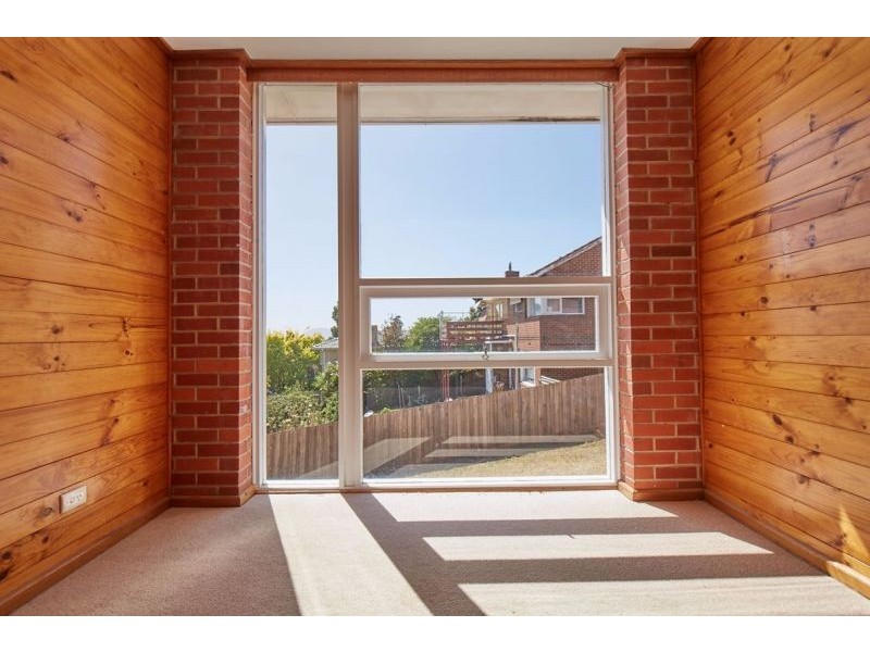 521 Churchill Avenue, Sandy Bay TAS 7005