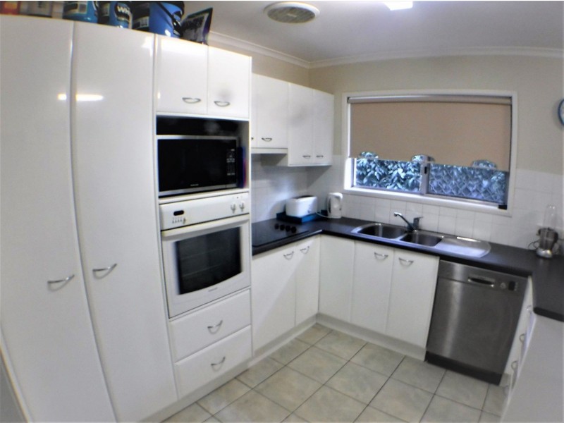 7a Carinya Street, Cleveland QLD 4163