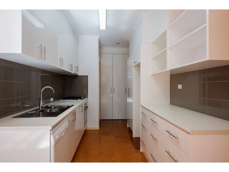 14 Parklands Crescent, Brighton East VIC 3187