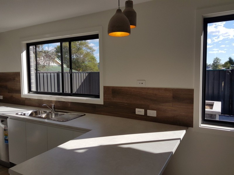 68a & 68b Wood St, Inverell NSW 2360