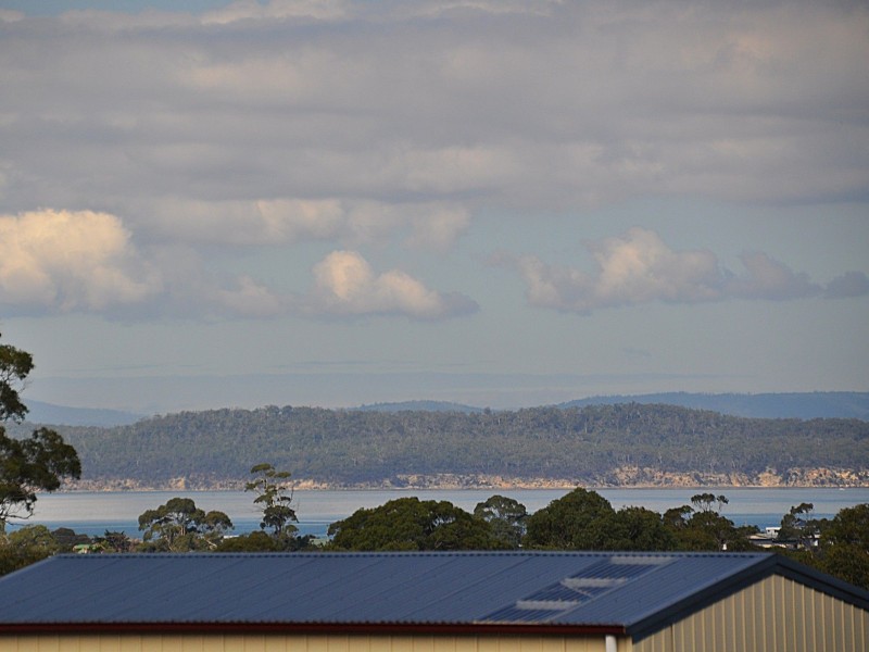 37 Provence Drive, Carlton TAS 7173