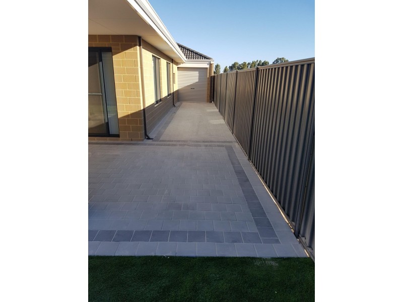 10 Plender Road, Caversham WA 6055