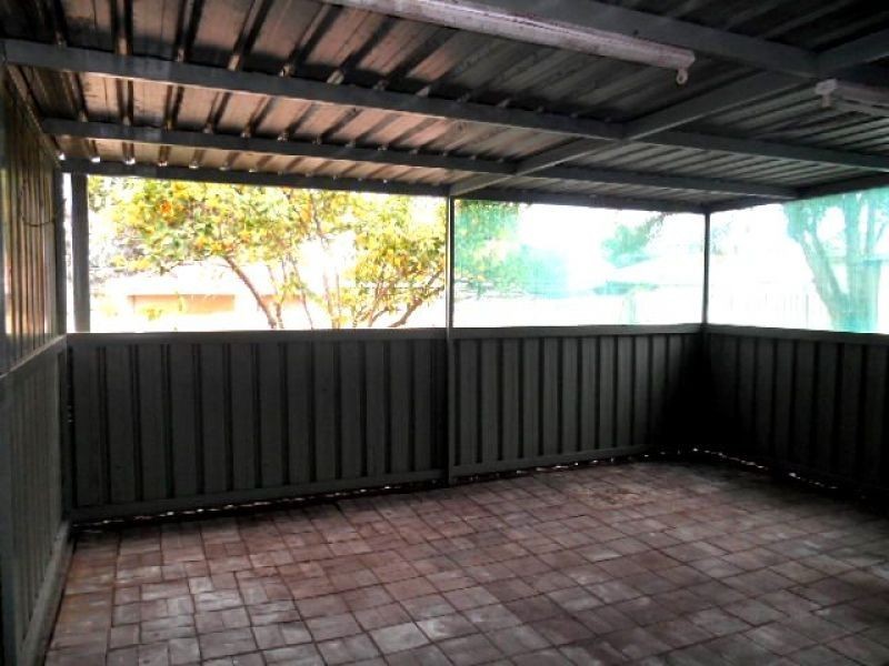 40 Buntine Way, Girrawheen WA 6064