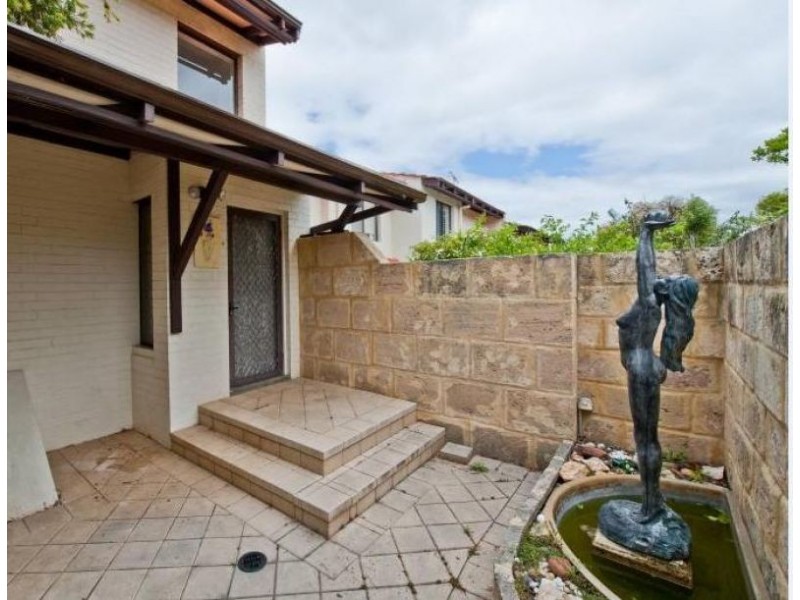 4/18 Victoria Avenue, Claremont WA 6010