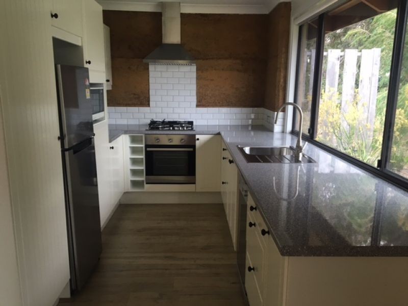 Unit 1,/2807 Caves Road, Yallingup WA 6282