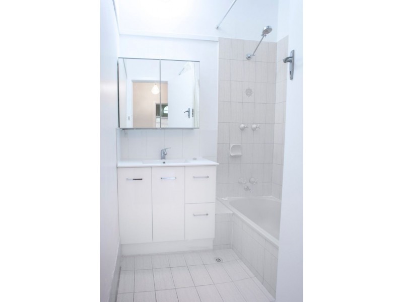 35 Taunton Way, Karrinyup WA 6018