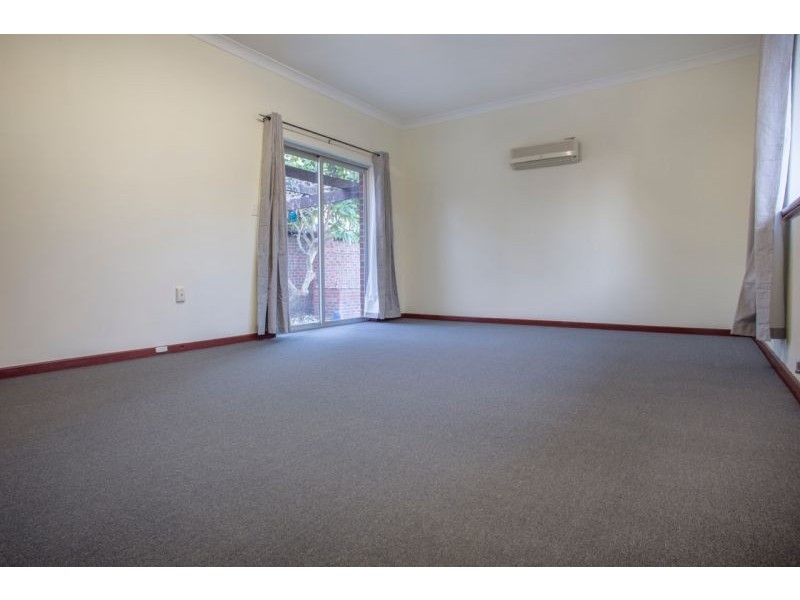 35 Taunton Way, Karrinyup WA 6018