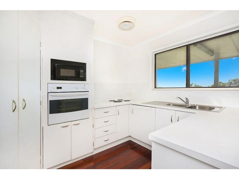 17 Kawana Street, Alexandra Headland QLD 4572