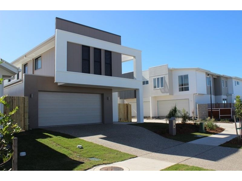 4 Triumph Street, Birtinya QLD 4575