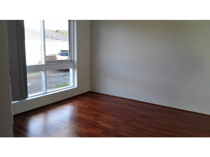 Unit 3,/20 Lyndhurst Crescent, Brunswick East VIC 3057