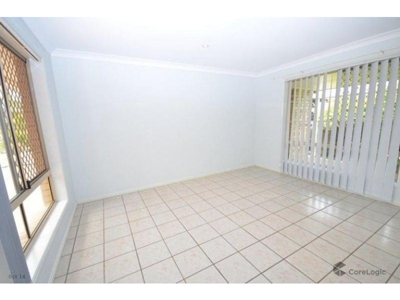 17 Wattle Close, Mackenzie QLD 4156