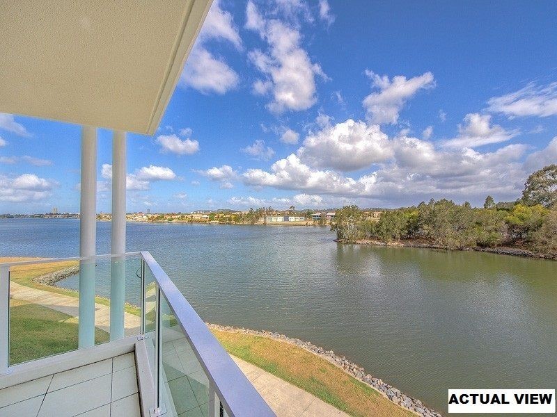 1 Lakefront Crescent, Varsity Lakes QLD 4227