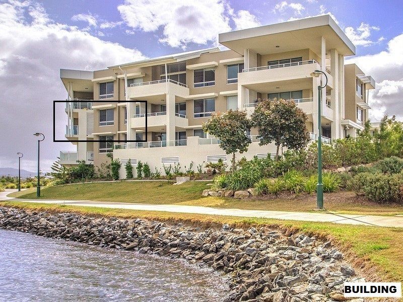 1 Lakefront Crescent, Varsity Lakes QLD 4227