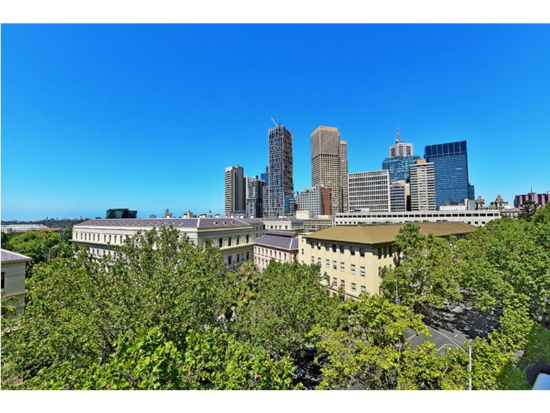 710 / 10 St Andrews, East Melbourne VIC 3002