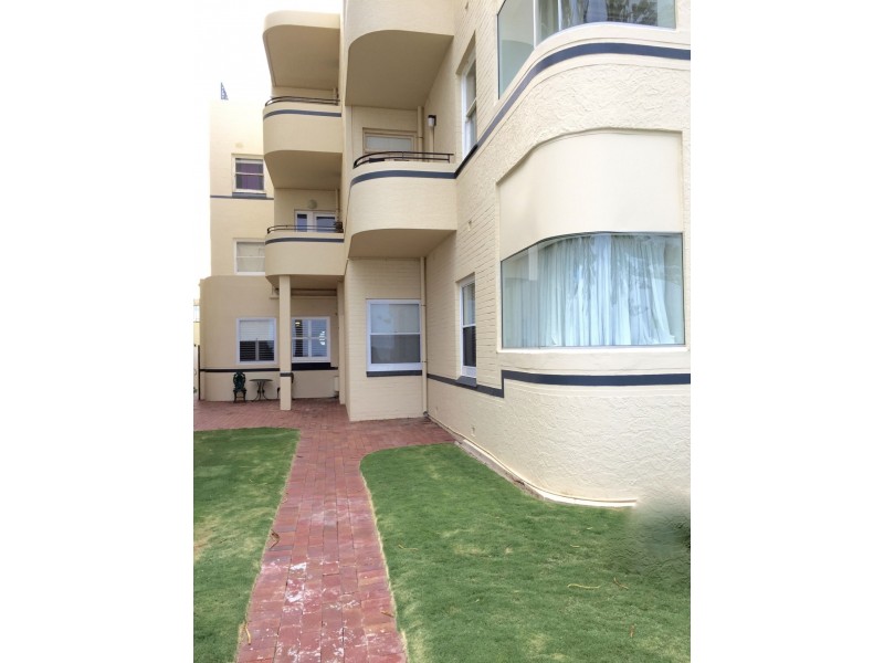 4/18a South Esplanade, Glenelg SA 5045