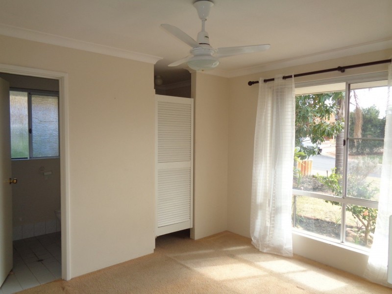 8 Whitely Place, Australind WA 6233