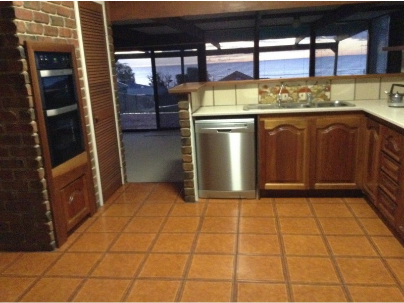 5 St Vincents Ave, Hallett Cove SA 5158