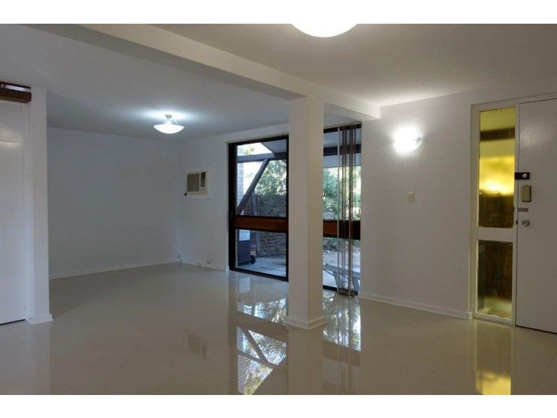 3/9 Park Road, Nedlands WA 6009